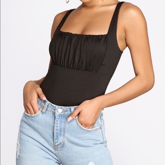 NWT | RUCHED DETAIL KNIT BODYSUIT | Size S & M - Picture 3 of 6